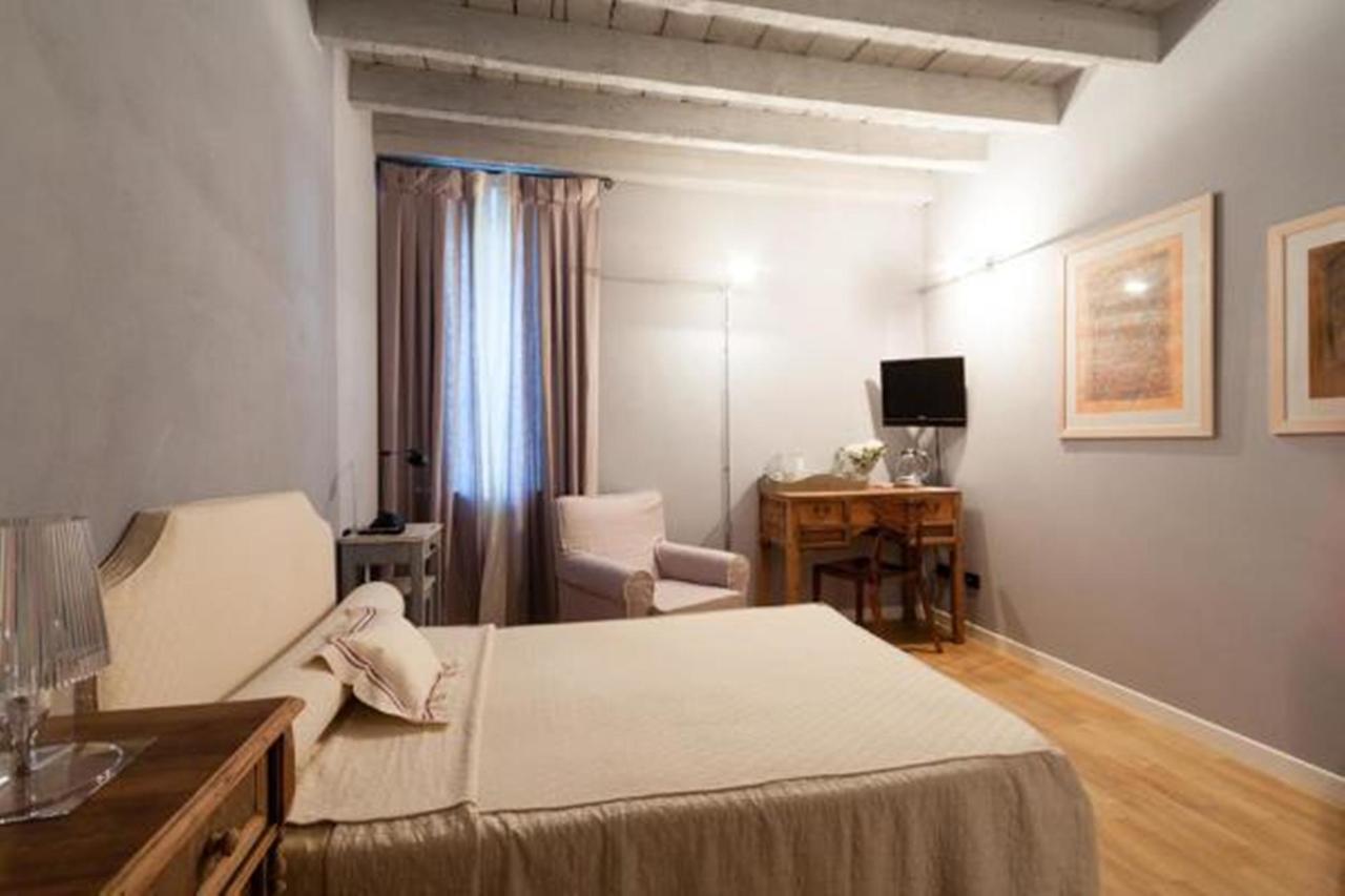 B&B A Ca' Minore Franciacorta パッシラーノ エクステリア 写真