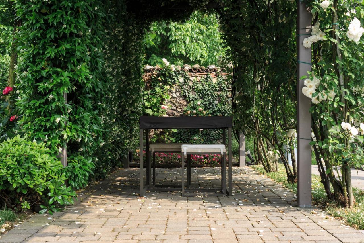 B&B A Ca' Minore Franciacorta パッシラーノ エクステリア 写真